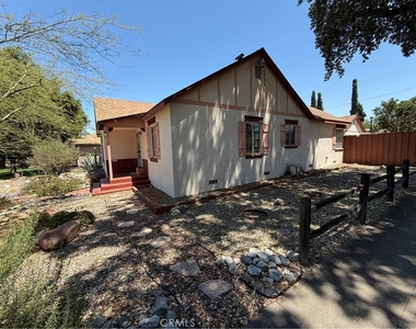 929 E Grand Boulevard - Photo Thumbnail 20