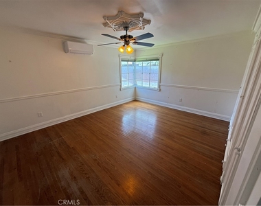929 E Grand Boulevard - Photo Thumbnail 12