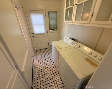 929 E Grand Boulevard - Photo Thumbnail 10