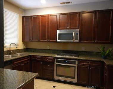 30505 Canyon Hills - Photo Thumbnail 1