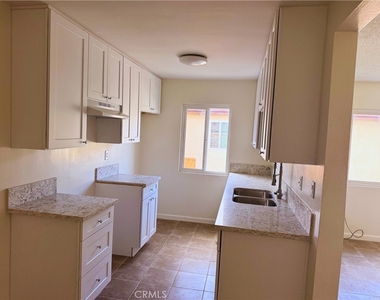 11118 Newville Ave - Photo Thumbnail 6