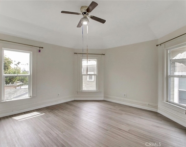 614 E 23rd - Photo Thumbnail 19