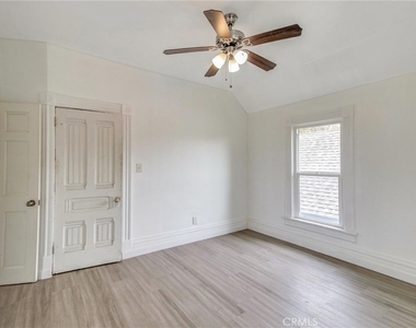 614 E 23rd - Photo Thumbnail 22