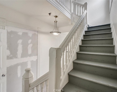 614 E 23rd - Photo Thumbnail 17