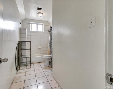 614 E 23rd - Photo Thumbnail 23