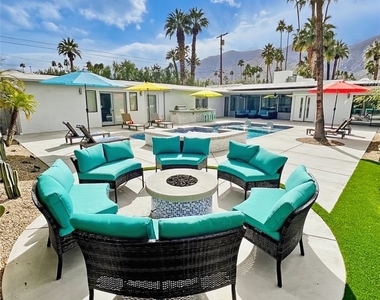 1523 E San Lorenzo - Photo Thumbnail 21