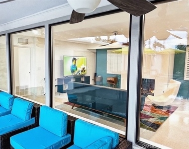 1523 E San Lorenzo - Photo Thumbnail 2