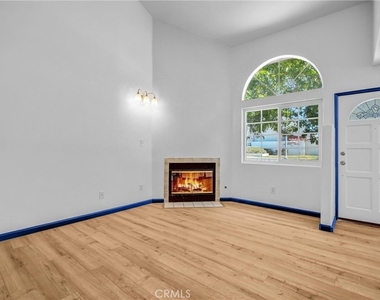 217 E Commonwealth - Photo Thumbnail 5