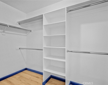 217 E Commonwealth - Photo Thumbnail 16