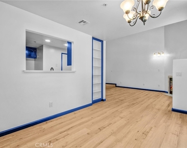 217 E Commonwealth - Photo Thumbnail 4