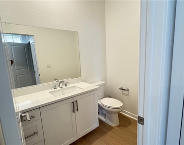 8397 Tapia Way - Photo Thumbnail 20
