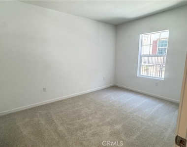 8397 Tapia Way - Photo Thumbnail 27