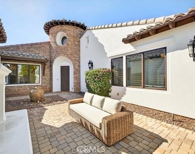 49481 Rock Rose - Photo Thumbnail 7