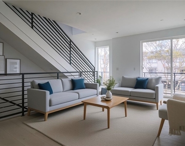 11810 Gilmore Street - Photo Thumbnail 4