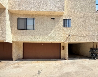 418 N 1st St - Photo Thumbnail 33