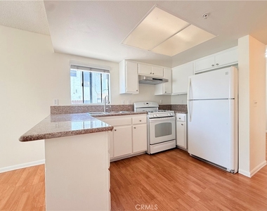 418 N 1st St - Photo Thumbnail 11