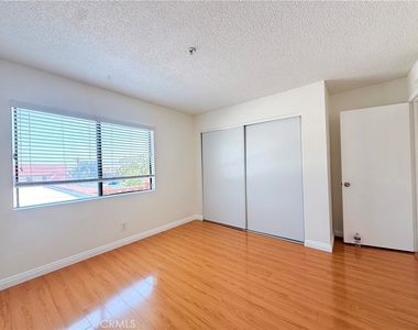418 N 1st St - Photo Thumbnail 20