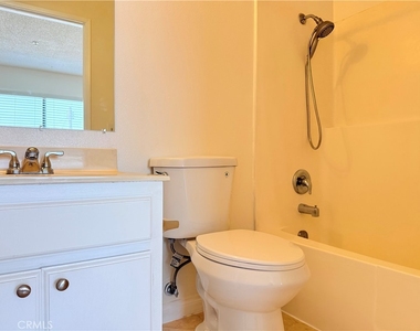 418 N 1st St - Photo Thumbnail 21