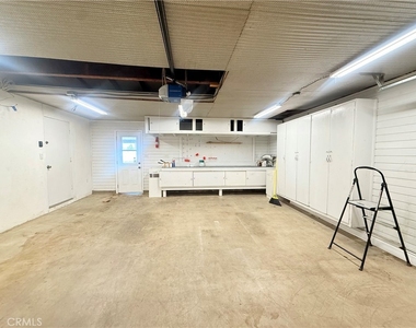 1131 Urell Drive - Photo Thumbnail 30