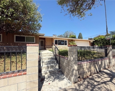 1131 Urell Drive - Photo Thumbnail 1