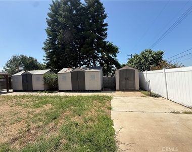 1131 Urell Drive - Photo Thumbnail 33