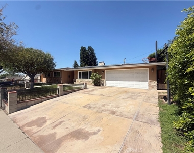 1131 Urell Drive - Photo Thumbnail 2