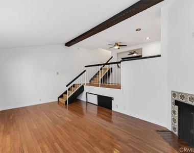 646 Coronado - Photo Thumbnail 5