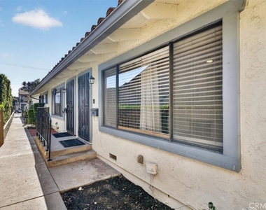 646 Coronado - Photo Thumbnail 1