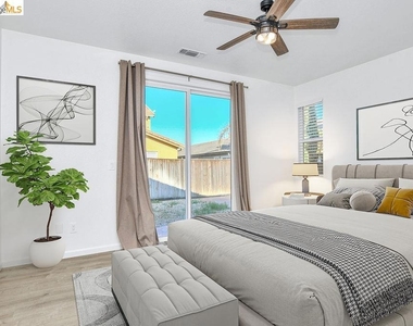 5470 Gold Creek Circle - Photo Thumbnail 11