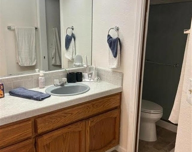 1764 Seal Way - Photo Thumbnail 15