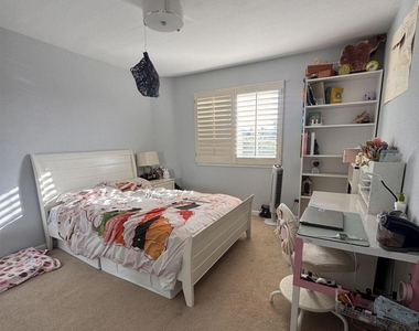 25806 Clear Springs Ct - Photo Thumbnail 17