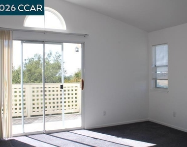 258 Napoli Ct - Photo Thumbnail 3