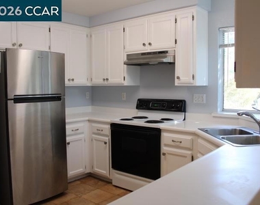 258 Napoli Ct - Photo Thumbnail 4