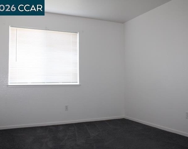 258 Napoli Ct - Photo Thumbnail 16