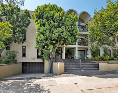 11789 Montana Avenue - Photo Thumbnail 18