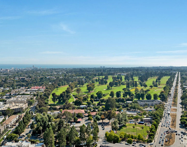 11789 Montana Avenue - Photo Thumbnail 30
