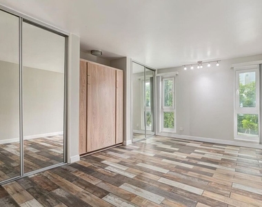 11789 Montana Avenue - Photo Thumbnail 15