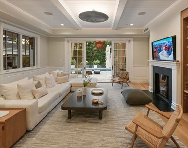 491 N Tigertail Road - Photo Thumbnail 9