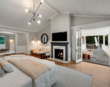 491 N Tigertail Road - Photo Thumbnail 15