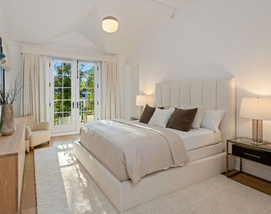 491 N Tigertail Road - Photo Thumbnail 22