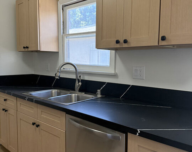1154 N Orange Grove Ave. - Photo Thumbnail 6