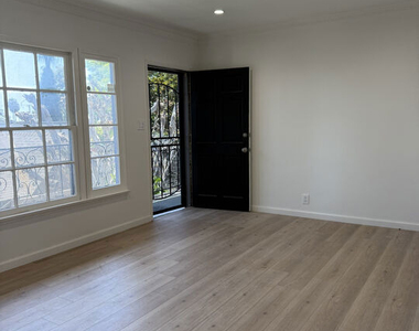 1154 N Orange Grove Ave. - Photo Thumbnail 1