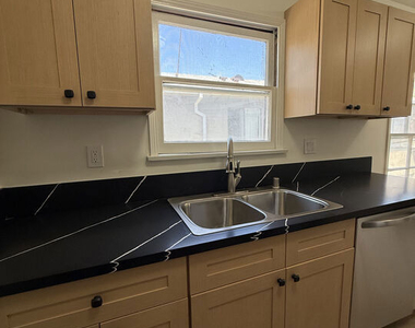 1154 N Orange Grove Ave. - Photo Thumbnail 5