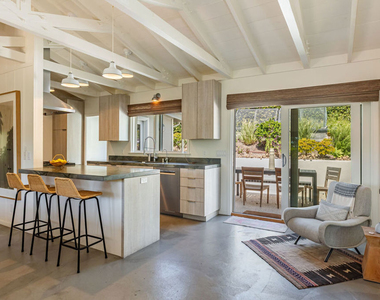 28901 Boniface Drive - Photo Thumbnail 15