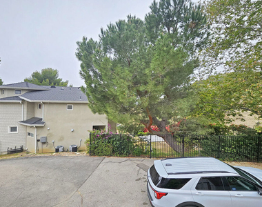 2251 Maurice Avenue - Photo Thumbnail 26