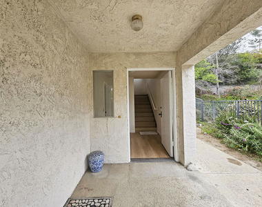 2251 Maurice Avenue - Photo Thumbnail 4