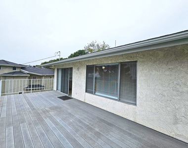 2251 Maurice Avenue - Photo Thumbnail 30