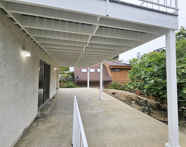 2251 Maurice Avenue - Photo Thumbnail 3