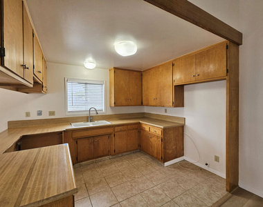 2251 Maurice Avenue - Photo Thumbnail 17