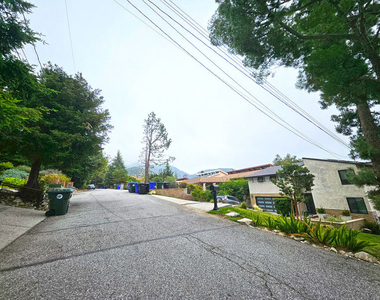 2251 Maurice Avenue - Photo Thumbnail 36